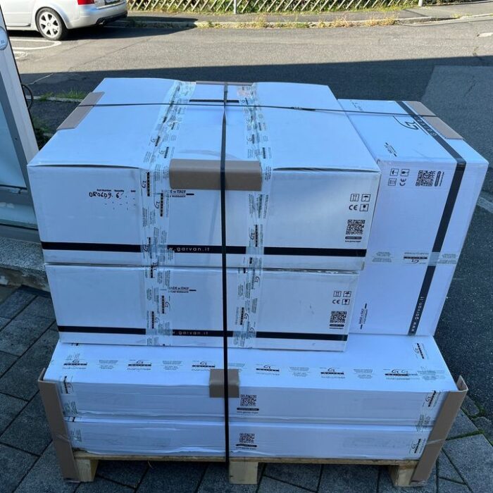 JETZT IST RUHE mit der neuen Lieferung... 😁zumindest für unsere Gastro- und Privatkunden welche die tollen GARVAN ACOUSTIC Paneele bestellt haben (Selbstverständlich nach ausführlicher vor Ort Beratung). mehr Entspannung, mehr Verständlichkeit, mehr von deiner HiFi Anlage, mehr von deinem schönen Wohnzimmer, mehr Wohlgefühl in deiner tollen Gastro, mehr Direktschall von deinen High End Lautsprechern, mehr Sprachverständlichkeit in deinem Konferenzraum... frag uns nach einfach mehr Akustik 😉
#garvanacoustic #akustik #akustikpaneele #entspannungpur #MusikErleben #sinneswahrnehmung #hifisound #hifinews #gastronomie #gastronomiebedarf #wartezimmer #konferenzraum #madeinitaly 🇮🇹